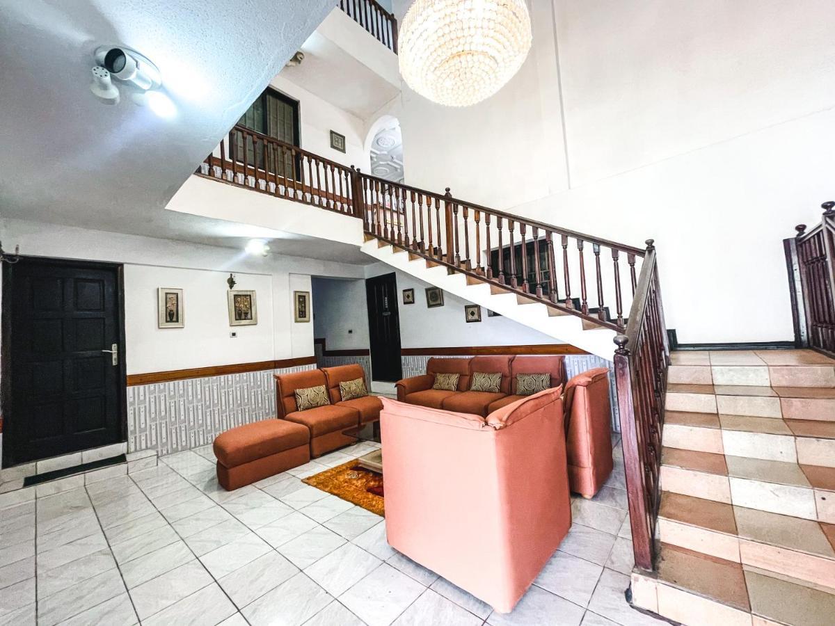 Hill View Hotel Mccarthy Hills Botianaw Kültér fotó