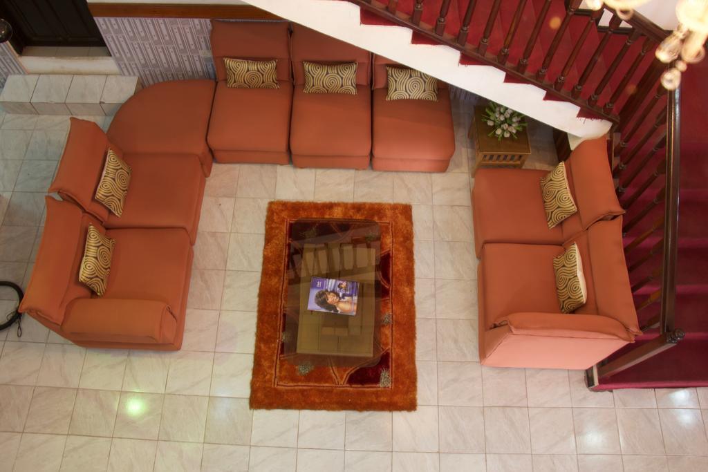 Hill View Hotel Mccarthy Hills Botianaw Kültér fotó