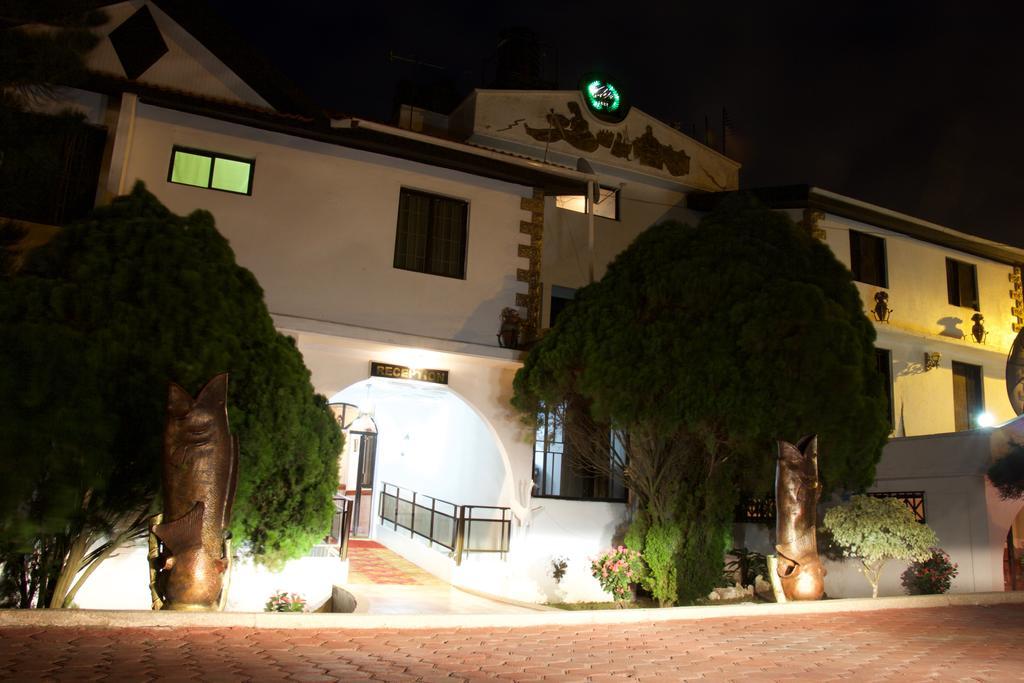 Hill View Hotel Mccarthy Hills Botianaw Kültér fotó