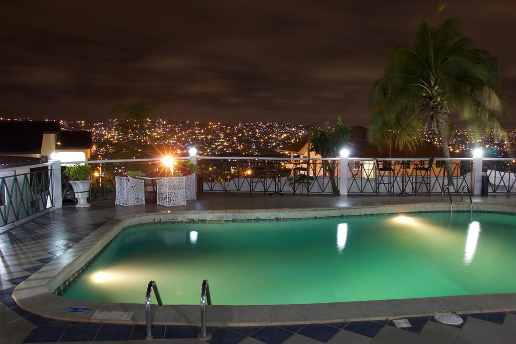 Hill View Hotel Mccarthy Hills Botianaw Kültér fotó